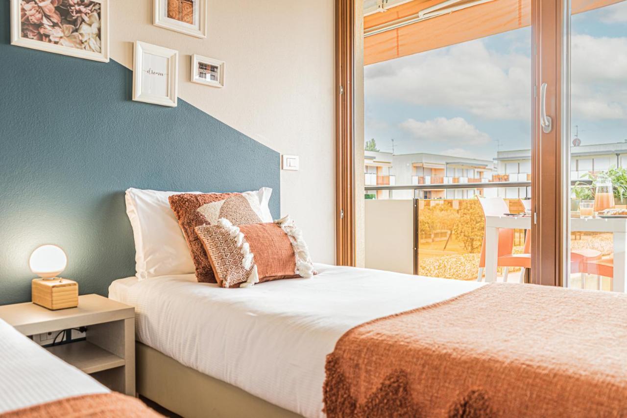 Hygge Family Apartment - One Step Away From The Lake!!! Sirmione Exterior foto